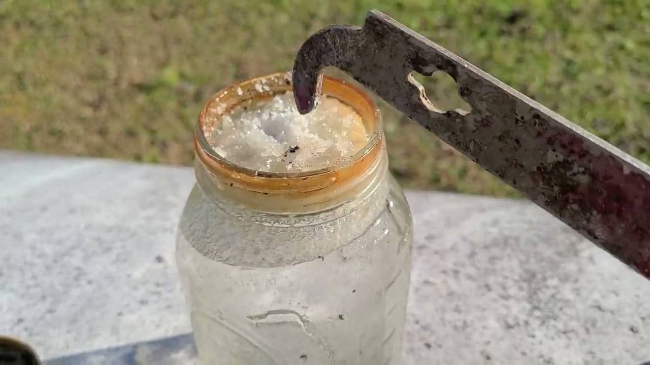 Quick Tip for winter syrup feeding.