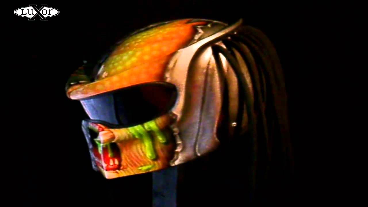 Casco Depredador Para Motociclistas LX-121 / Predator Helmet Motorcycle / Cascos Luxor