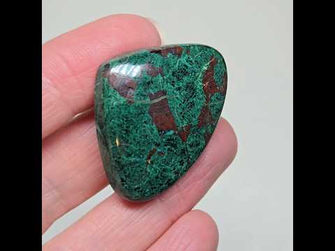 Хризоколла - кабошон 81,5 ct, видео 1