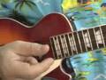 指で弾く（ウクレレ）