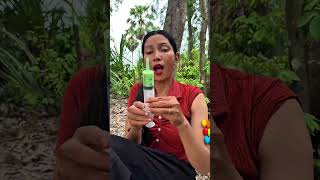 Survival Skills: Mom Shows Brilliant Survival deas in the Forest#outdoors #survival#shorts