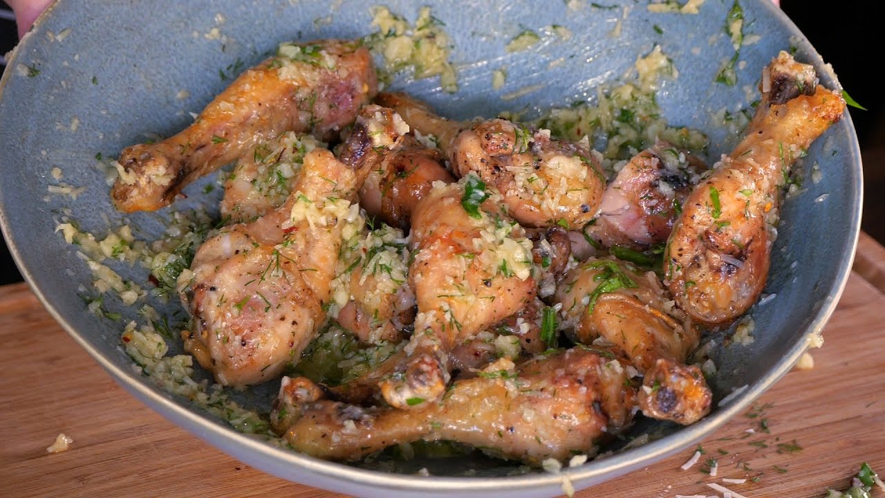 Kilka minut i te niesamowicie pyszne pałki z kurczaka oczarują całą rodzinę / Oddaszfartucha