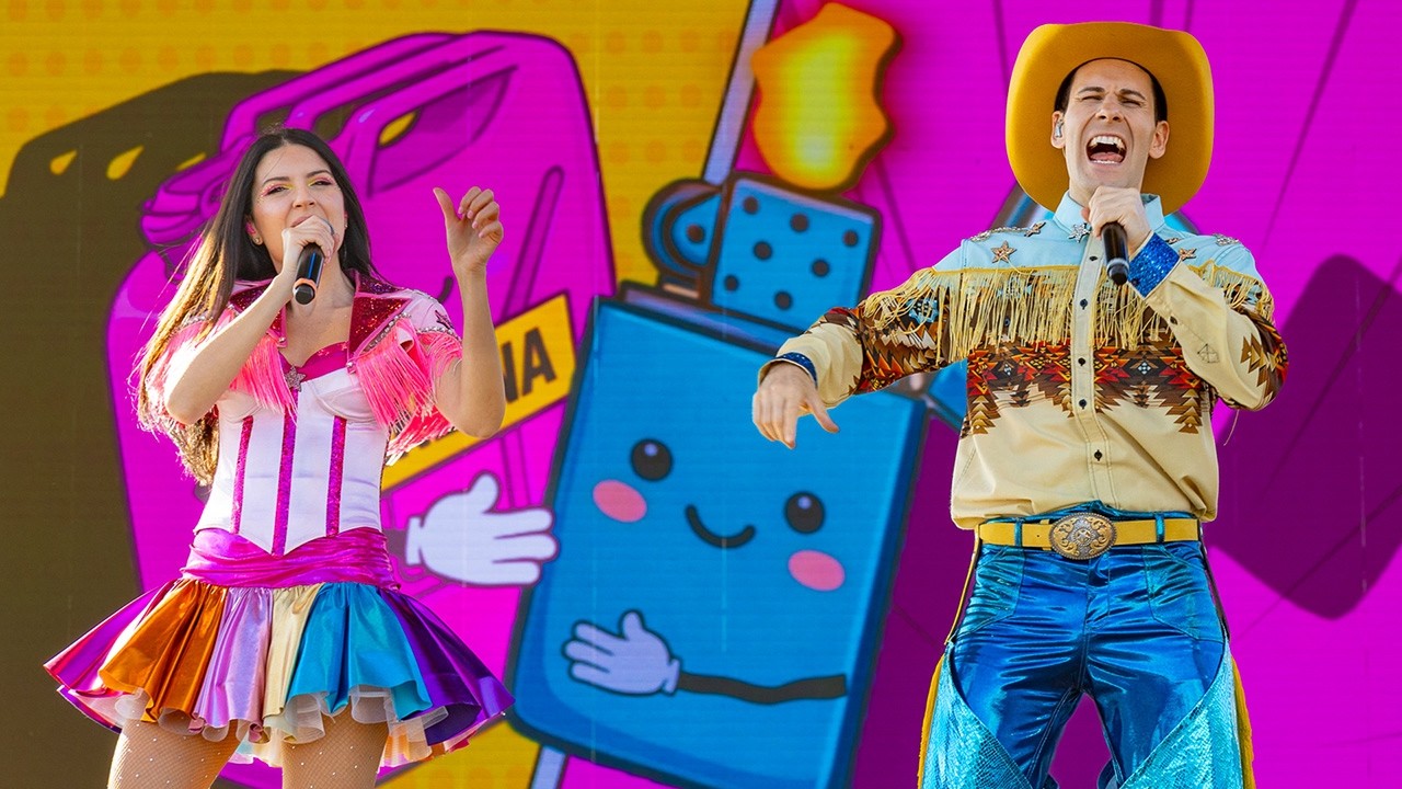 Me contro Te - Si ma pure No (Live Carnevale Sciacca)