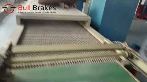 Automatic finishing line for passenger car brake pads