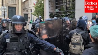 Download Lagu JUST IN: Paris, France, Police Shove 'Block Everything' Protestors As Demonstrations Continue MP3 Download Lagu JUST IN: Paris, France, Police Shove 'Block Everything' Protestors As Demonstrations Continue MP3
