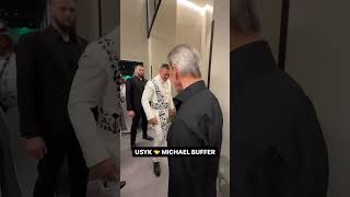Michael Buffer Loves What Usyk Is Wearing 😍