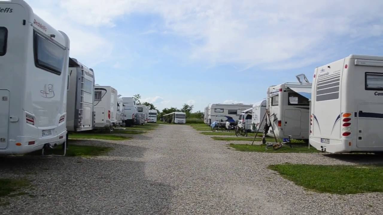 Wohnmobilstellplatz: Kirschenhof in Königschaffhausen