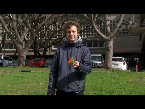 Sebastiano Benato batió un récord sudamericano en cubo de Rubik