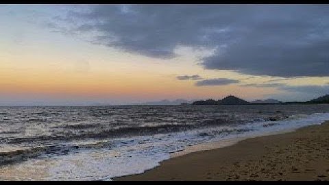 IE Pre-University Summer Program Application Video