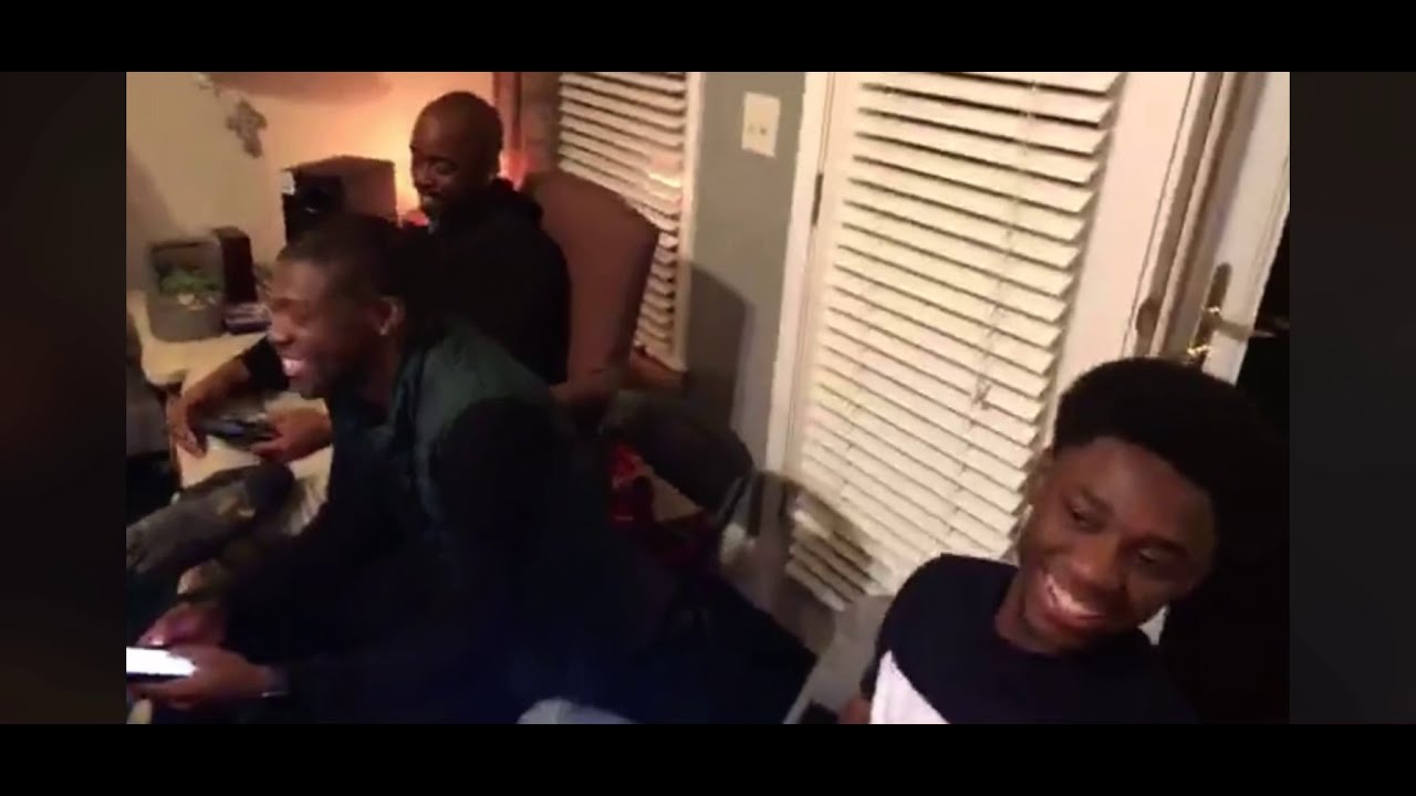 *TOTAL PRAISE *All My Life - Cooling Water- Family sings (Medley) on Thanksgiving Day 2017.