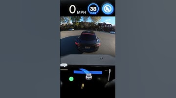 Tesla FSD uses suicide lane in unprotected left 🤯