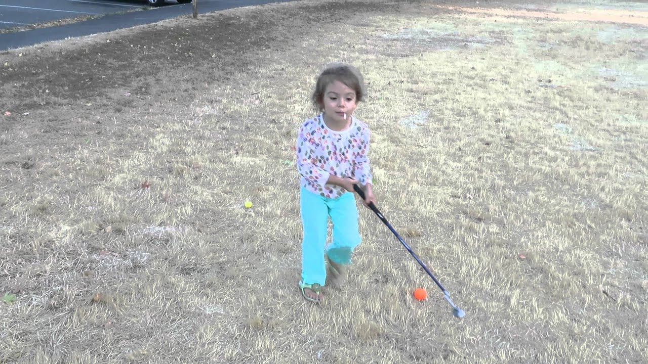 Ifia The Littlest Golfer With Her Club Adorable 4 Year Old Then Does 2