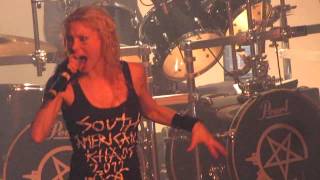 [HD] Arch Enemy - Under Black Flags We March LIVE! - São Paulo 25/11/2012