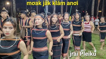 cồng chiêng lời chào đoàn kết của đoàn nghệ nhân jrai làng chuêt Chư Á..