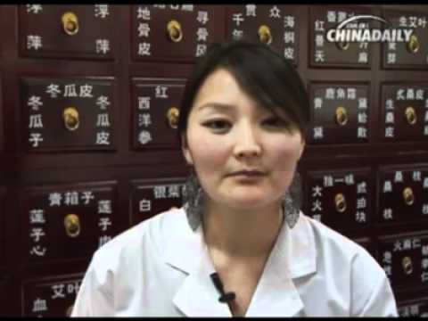 Intl students learn TCM in China