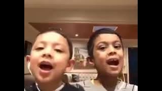 Download lagu two cute little kids singing haule haule sajna