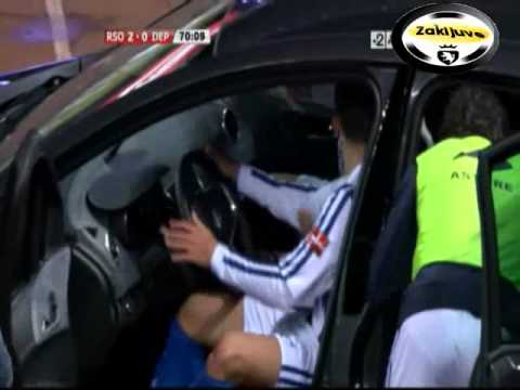 Funny Celebrates Antoine Griezmann's Goal In A Car فرحة هدف غريبة