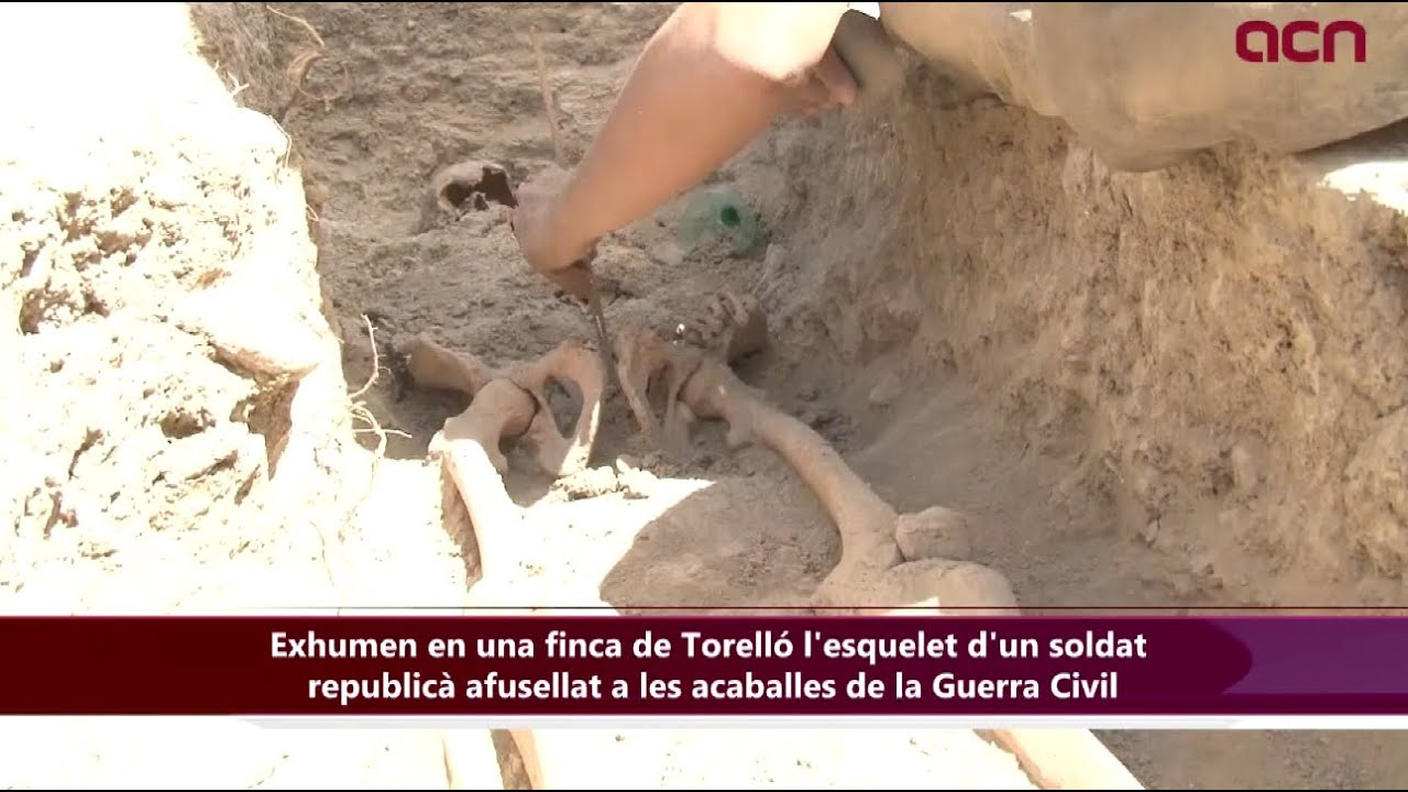 Exhumen a Torelló l'esquelet d'un soldat republicà afusellat a les acaballes de la Guerra Civil