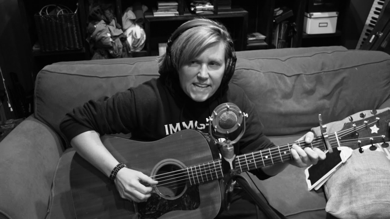 Garrison Starr "Gin and Juice" (Live Acoustic) YouTube