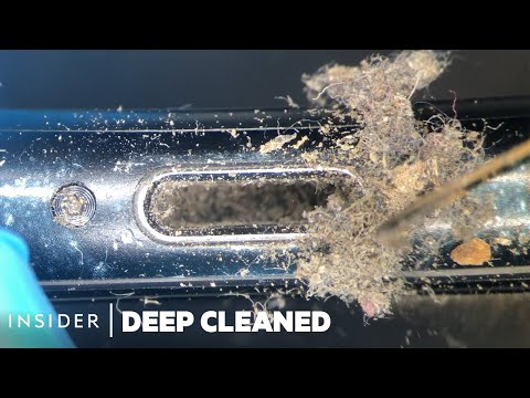 Video: How To Clean Your Phone From Dirt