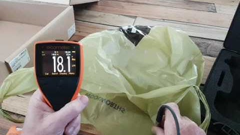 Elcometer 456 -  measuring plastic film with a Steel plate