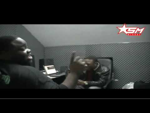 Mdot-E meets Bigz (The Flygerian)