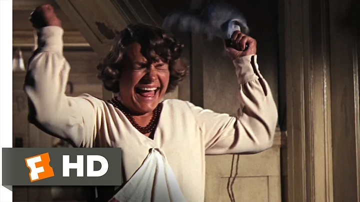Bonnie and Clyde (1967) - Blanche Loses It Amid Bu...