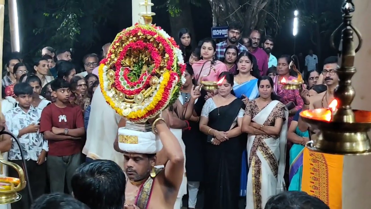 മലബാറിലെ അതിപ്രശസ്തമായ പയ്യാവൂർ ഊട്ടുത്സവത്തിന്റെ ഭാഗമായി നടന്ന തിടമ്പ് നൃത്തം🙏@#krishnaayanam