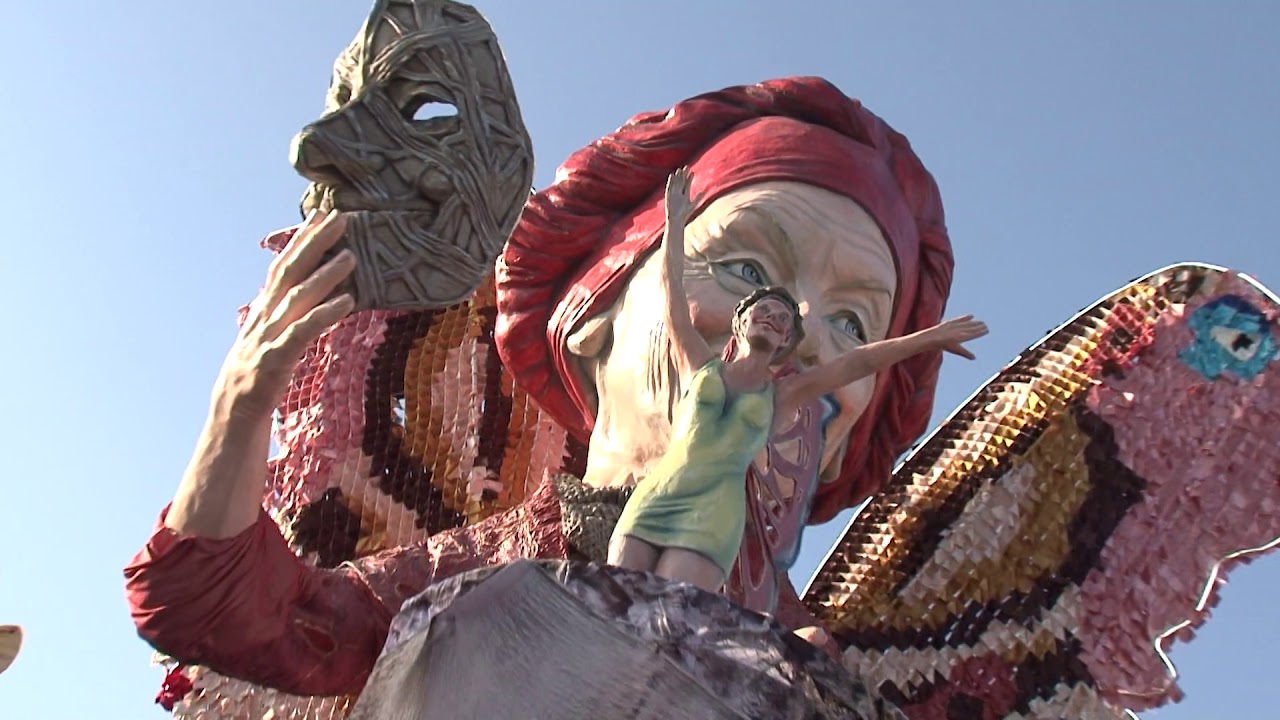 Carnevale di Viareggio, trionfa l'Ultima Biancaneve di Allegrucci
