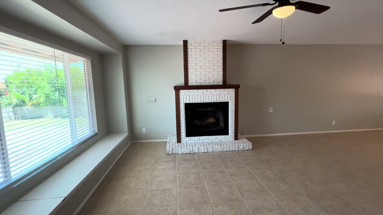 4014 W Maryland Ave Phoenix, AZ 85019 - Charming & Updated 3 Bedroom Home with Modern Touches