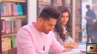 Bahon Mein Aa Kar Tu Muskura de Despacito