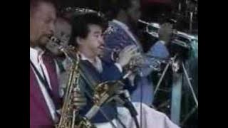 Phil Collins - Hand In Hand