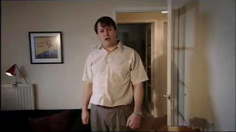 Peep Show s03e05 | Mark Breaks Up A Drugs Party