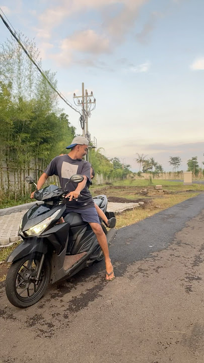 I thought the sound was a motorbike, but it turned out to be the sound of a gecko