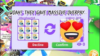 WOW 🤯 THIS IS A HUMONGOUS WIN 😱 I GAVE ALL MY QUEEN BEES FOR THIS OFFER 😍😵 Adopt Me - Roblox