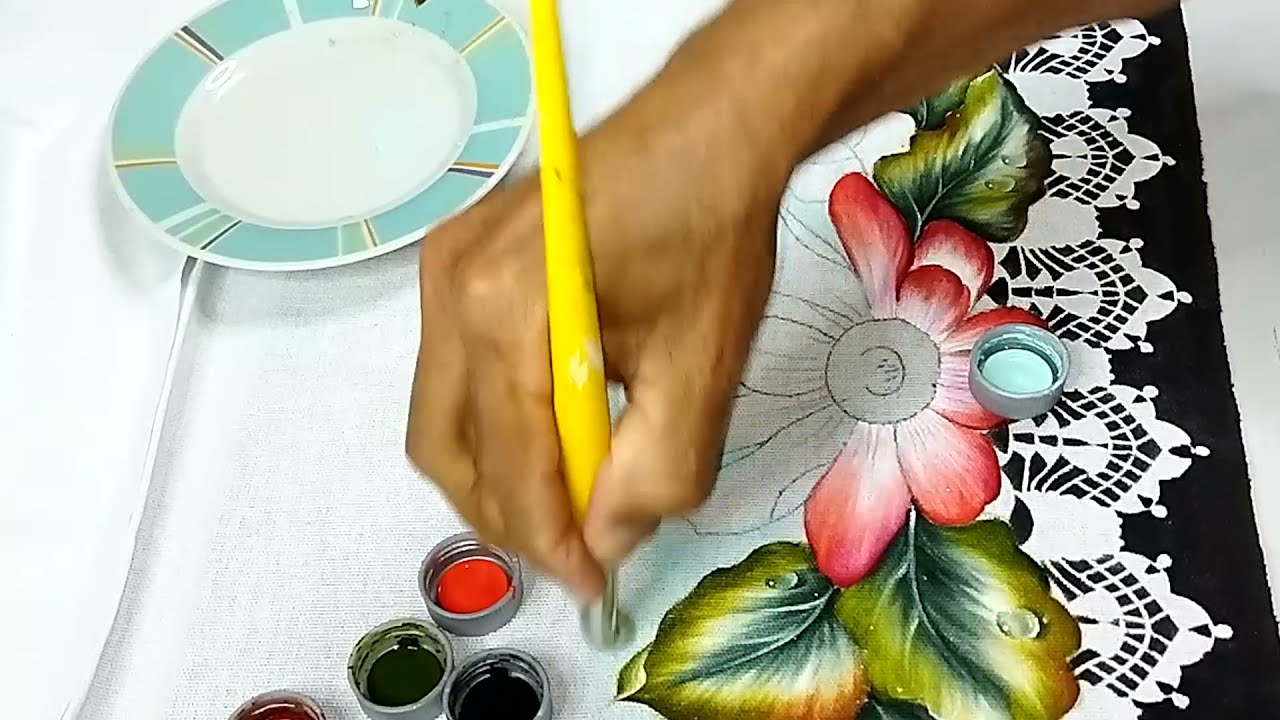 Roberto Ferreira - Aprenda  a Pintar Flor do Campo, Folhas e Acabamento