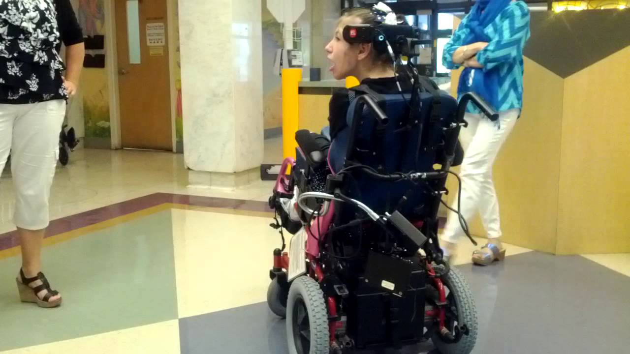 Danna: moving on her own free will for the first time ever!!