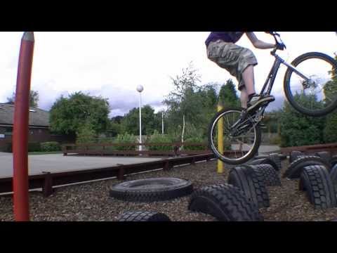 Latest Thrashed video after a few years of absence. Riders included are Myself, Boumsong and Phatmike. Riding from June to August 2010. Locations include Loughborough, Hathersage, Bunny cement works. Songs used are Pendulum: Geneis, Cage the elephant: Aint no rest for the wicked.