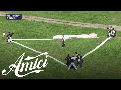 Amici 24 - Il rubabandiera musicale