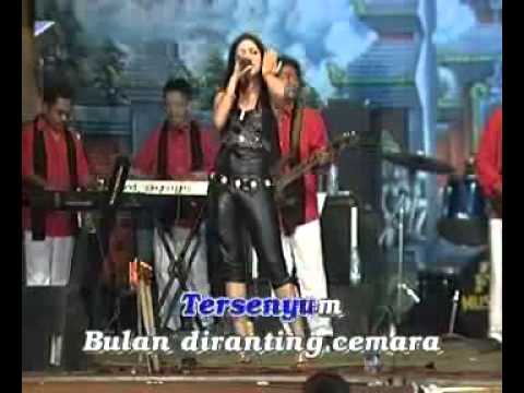 Bulan Diranting Cemara - Lilin Herlina - OM Putra Buana.avi