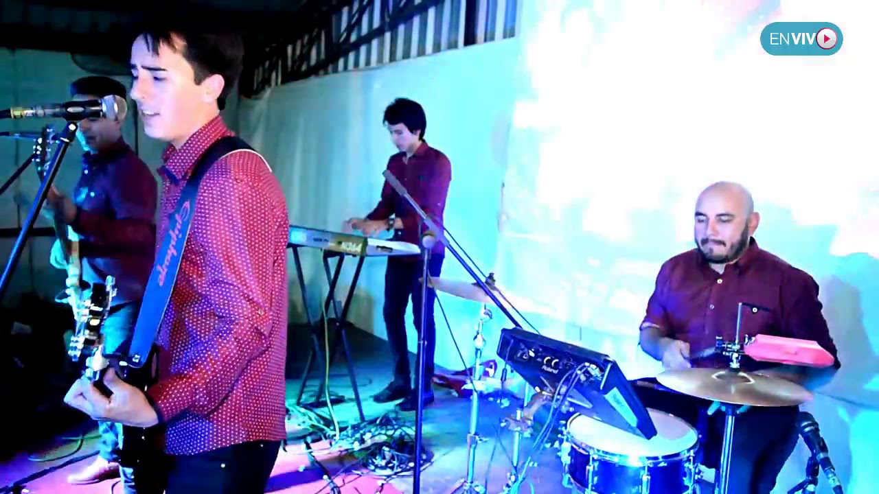 LOS HERMANOS AVALOS (POPURRI TROPICAL =   EN VIVO