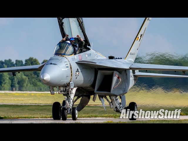 F-18F Super Hornet Demo and Corsair Formation - Sunday - EAA AirVenture Oshkosh 2023