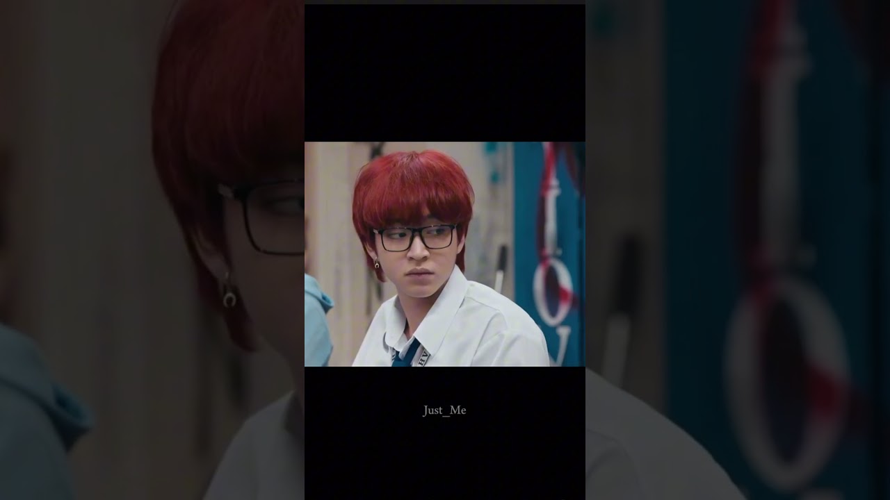 Keifer fills out Jay-Jay's paper||