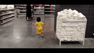 Masih Dengan Malaika Bajalan Riaaaaa3