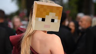 Amber Heard in Minecraft