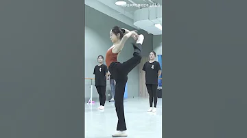 舞蹈生艺考集训 是不是你的后腿 软度 