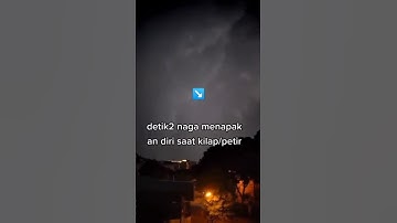 merinding ad penampakan naga lewat saat hujan/Petir#shorts #viral