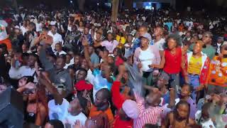 Eddy Kenzo & Thé Big Talent Band Live At Calender In Makindye
