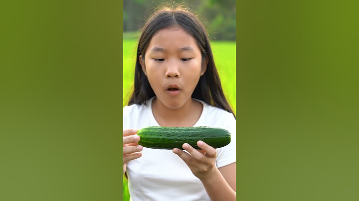 she like cucumber  #wrestling #pigfeed #comedyvideos #wwe #toonindia #funnyvideos #cute #raw