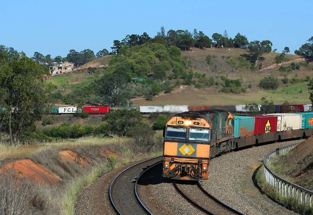 Железные дороги африки. Железнодорожный транспорт в Австралии. Поезда Австралии. Австралийские железные дороги. Африканские ЖД.